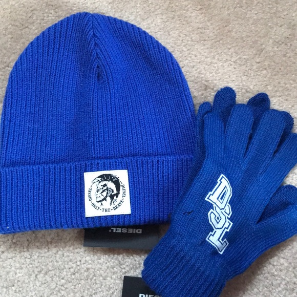 Diesel Bini hat and gloves set. - Picture 2 of 7